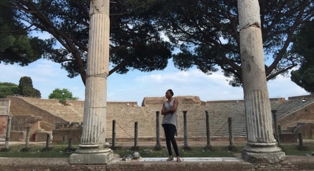 Venus Williams a spasso per Ostia Antica, poi il relax sul lungomare