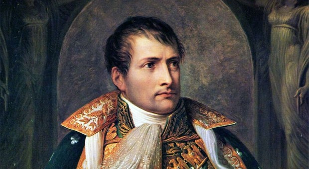 Elba, ritrovati in uno scatolone 64 volumi di Napoleone Bonaparte: si pensava fossero stati rubati