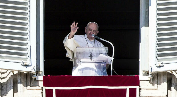 Papa Francesco: «Pagare le tasse è un dovere dei cittadini»