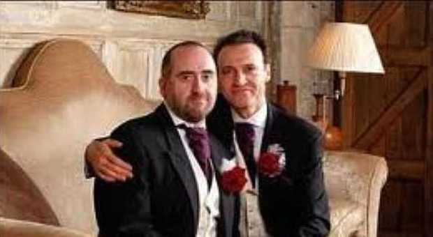 Fano capitale nazionale dei matrimoni gay Marco e Stefano dalla Spagna per "registrarsi"