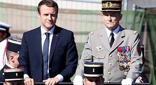 Francia, lite sui tagli con Macron: si dimette il capo dell'esercito francese