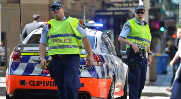 Sydney, sventati attentati dell'Isis su un jet di linea e luoghi pubblici
