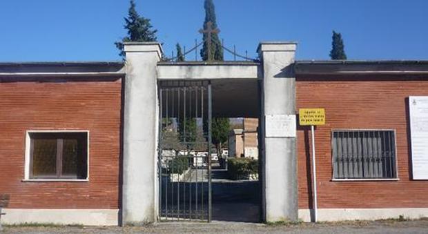Frosinone, peculato sui loculi: a Villa Latina indagati geometra e segretario comunale