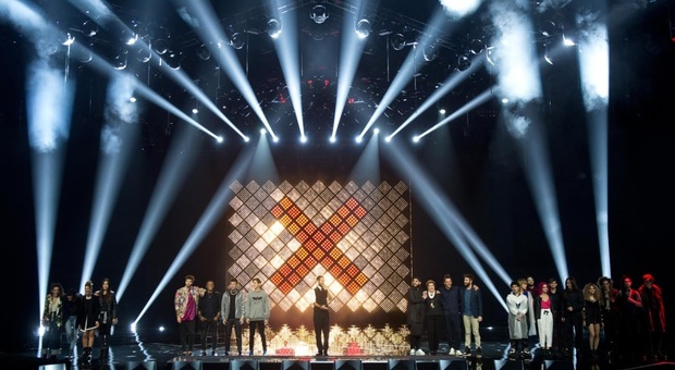 X Factor, tema di questa settimana: “Un mare da salvare”. Super ospiti Sam Smith e Dua Lipa