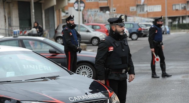 Roma, spaccio al Trullo: i carabinieri arrestano quattro persone