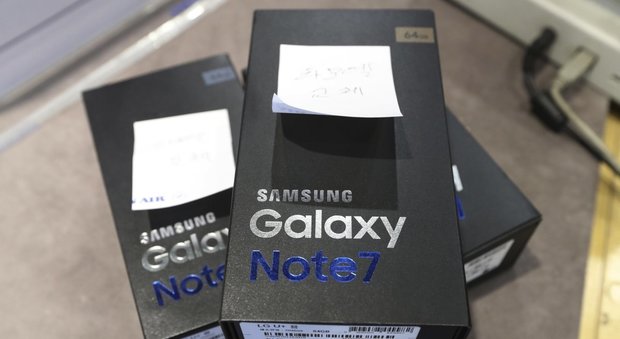 Samsung, il 40% dei clienti comprerà smartphone di altre marche Le batterie del Note 7 testate dall'azienda