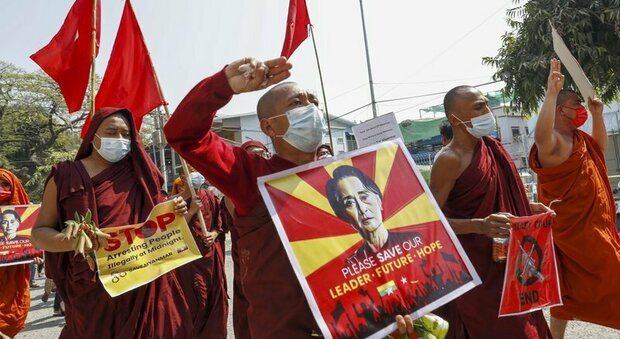Myanmar, nuova accusa contro Aung San Suu Kyi