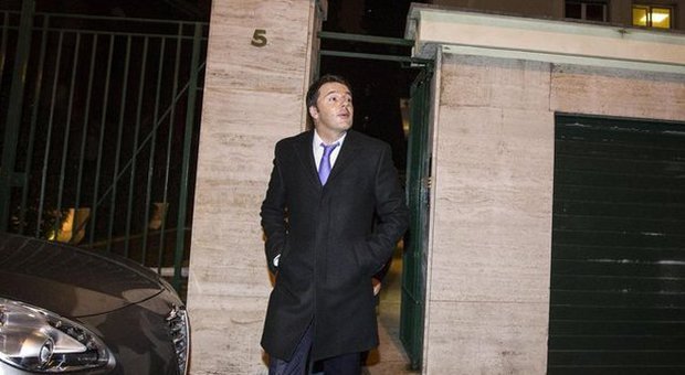 Vertice notturno Renzi-Alfano. Il premier: poche ore e chiudiamo