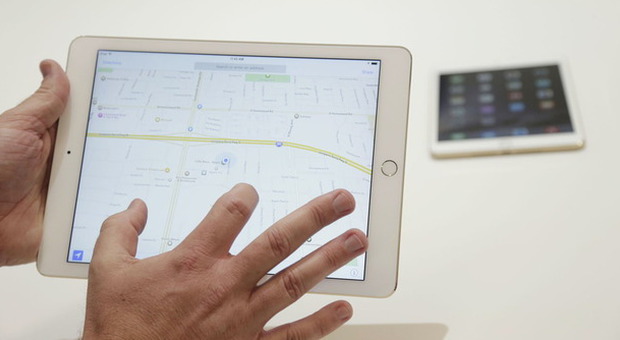 iPad Air 2, Apple manda in pensione la scheda Sim