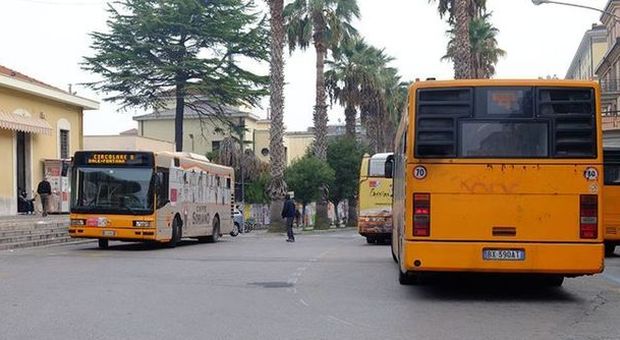 San Benedetto, caro autobus aumentano biglietti e abbonamenti
