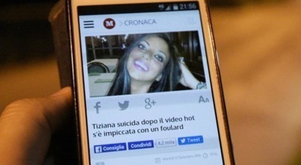 Tiziana morta suicida, l'ira dell'avvocato «Il web lucra anche sulla sua morte»