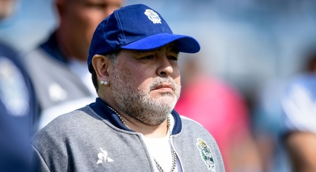 Maradona, l'amichevole col Napoli L'agente: «Ne parlerò con ADL»