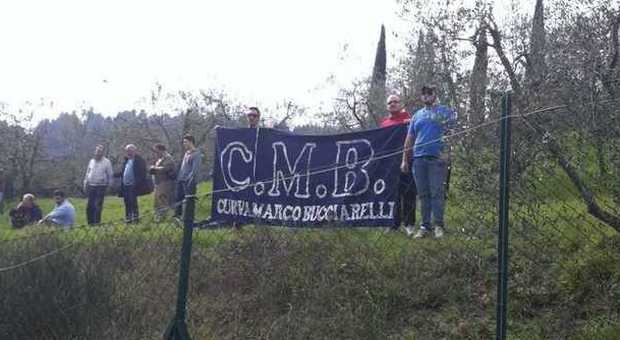 I tifosi del Foligno a Fiesole hanno seguito la gara da un oliveto sopra il campo