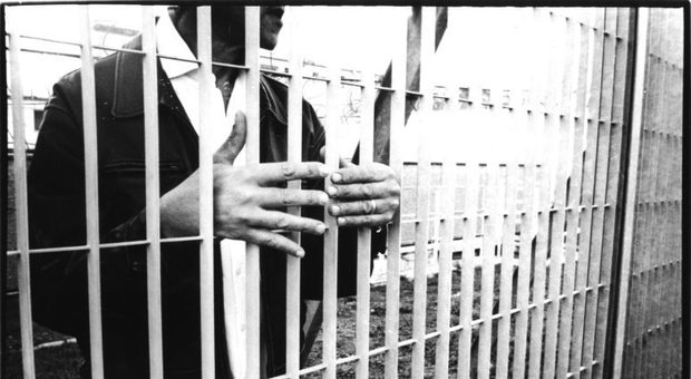 Roma, uno "Scatto libero" a Rebibbia: il progetto per avvicinare i detenuti alla fotografia