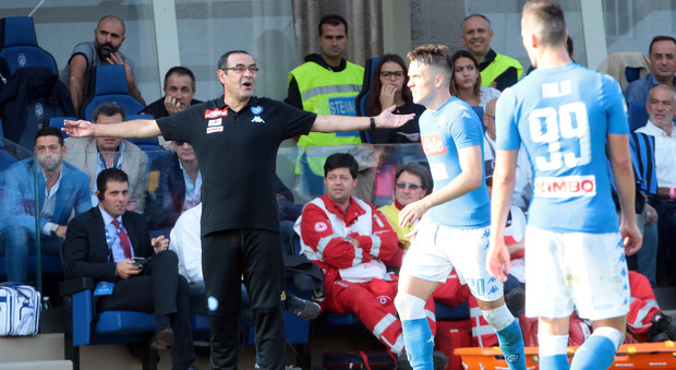 Atalanta-Napoli 1-0, gol Petagna Sarri piange, la Juventus allunga