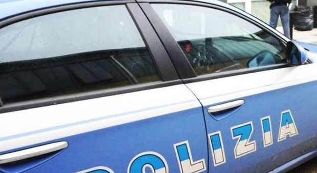 Milano, denuncia marito per violenze da 50 anni, arrestato 79enne