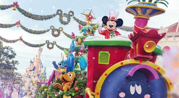 Magico Natale a Disneyland Paris: la festa più bella dell’anno si veste di sogno e novità