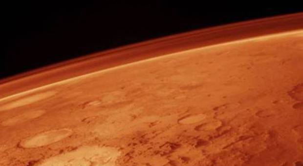 «Su Marte scorre acqua salata»: le foto del satellite Usa Mro