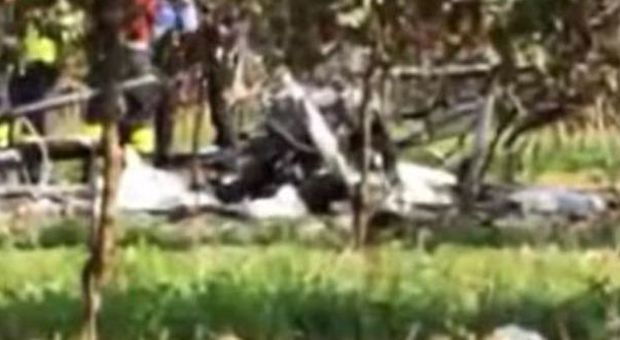 Treviso, cade aereo ultraleggero in un vigneto, morto il pilota