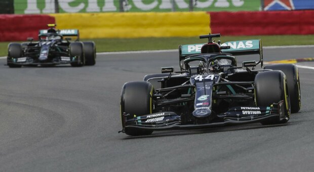 Formula 1, doppietta Mercedes a Spa, pole per Hamilton davanti a Bottas. Per la Ferrari un vero e proprio disastro