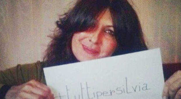 Silvia è malata e chiede aiuto su Fb e Twitter: seimila euro in una settimana per curarsi