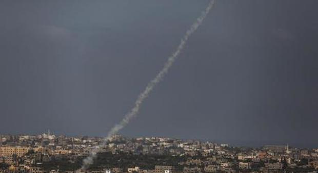 Israele, razzo da Gaza colpisce asilo nido nel sud