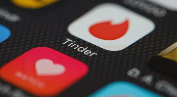«Cosa Cerco su Tinder»: una nuova funzionalità in vista del Dating Sunday