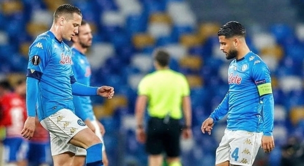 Napoli fuori dall'Europa League: «Ci intossicheremo col campionato»