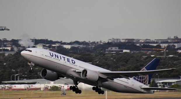 Crolla United Airlines dopo perdita più ampia del previsto in primo trimestre