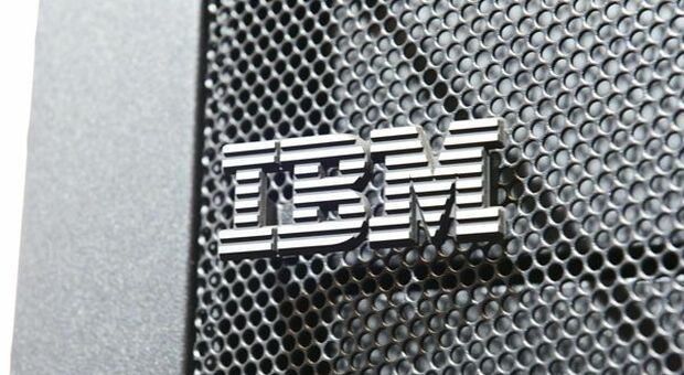 Acquisti a piene mani su IBM dopo prima crescita dei ricavi in un anno