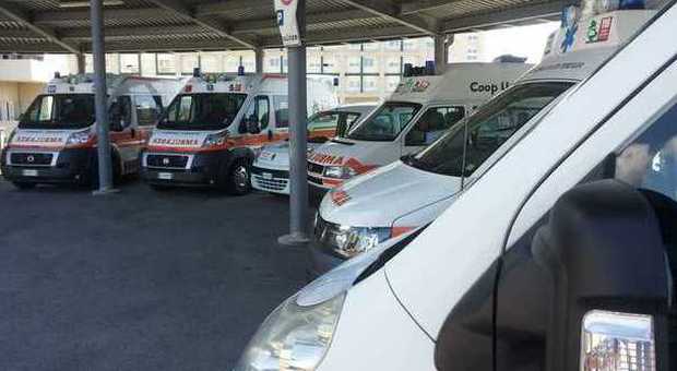 Perugia, clamoroso all'ospedale: ubriaco in fuga con l'ambulanza