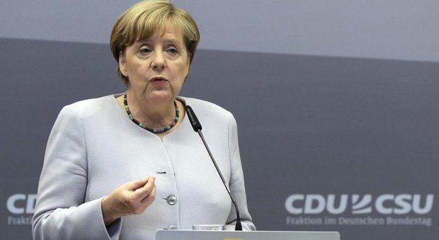 Germania, i conservatori di Merkel risalgono al 40%. E' la prima volta in due anni