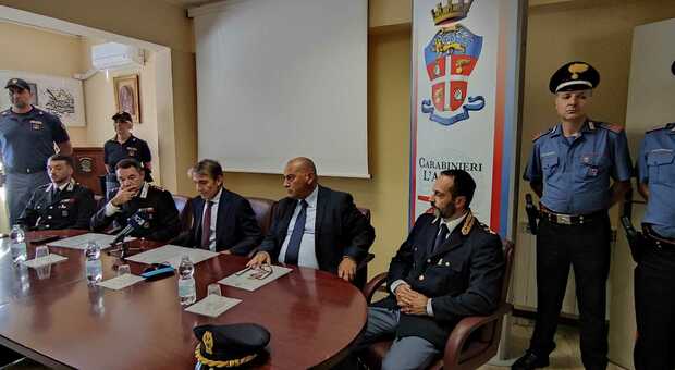 Maxi operazione di Polizia e Carabinieri, 13 arresti all'Aquila. Sono minorenni