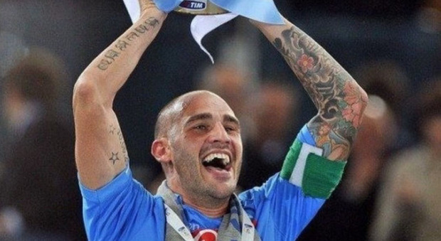 Murales Napoli, Cannavaro jr tuona: «278 presenze non bastano?»
