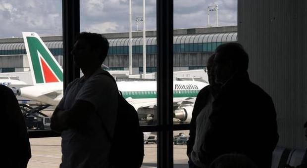 Alitalia, trattativa interrotta con i sindacati. I piloti: «E' stallo su tutti i tavoli»