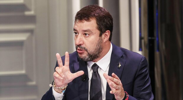 Salvini torna sovranista sull'euro: «Il mio attivismo fa paura»