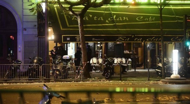 Strage di Parigi, l'Antimafia: «Soldi dall'attentatore verso l'Italia»