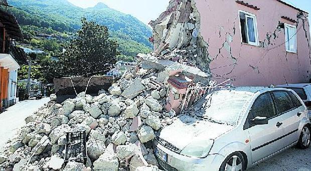 Terremoto a Ischia, ora De Luca vuole la nomina a commissario