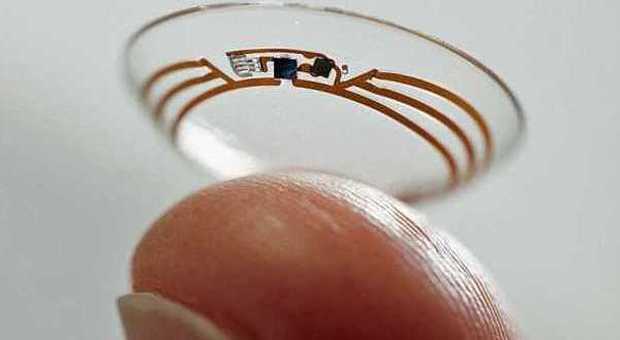 Lenti a contatto “smart", accordo Novartis-Google: regoleranno la vista e monitoreranno l'insulina