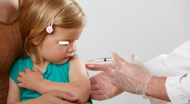 La Regione contro il Governo, Zaia: «Impugnato l'obbligo di vaccinazione»