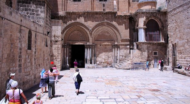 Gerusalemme, il Santo Sepolcro chiuso per protesta contro le tasse