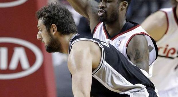 Belinelli caldissimo, decisivo per gli Spurs: segna la tripla della vittoria a Portland