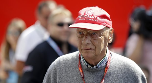 Formula 1, Niki Lauda lascia l'ospedale dopo il trapianto di polmone