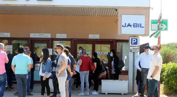 Caserta, trasferimento in vista per 23 ex dipendenti Jabil