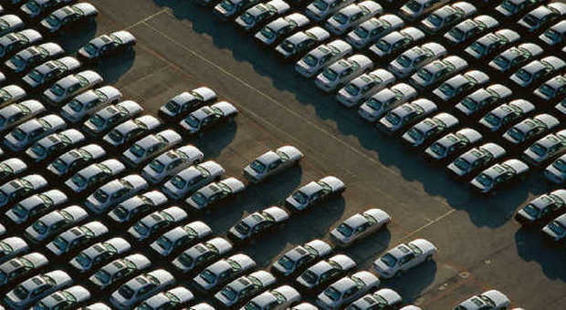 Auto, riparte il mercato europeo: +5% a luglio. In ripresa anche Grecia e Portogallo