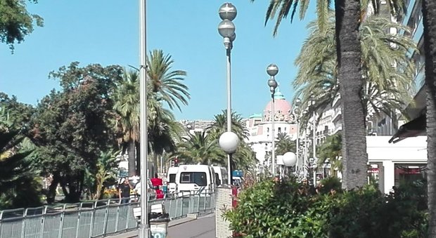 Nizza, una bomba della seconda guerra mondiale a due passi dalla Promenade