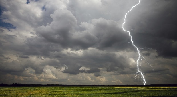 Allerta meteo in Veneto fino a martedì: previsti forti temporali e frane (Foto di skeeze da Pixabay)