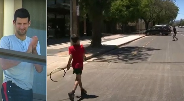 Novak Djokovic in quarantena, il campione divertito dalla sfida in strada tra due bambini