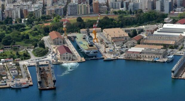 Base navale Marina di Taranto: tra un anno mancheranno 280 lavoratori civili. Il sindacato: «Pretendiamo un concorso»