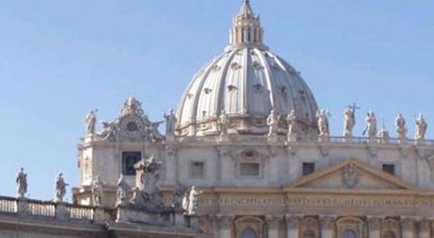 Roma, 22enne tenta il suicidio a due passi ​da San Pietro: salvata dai carabinieri